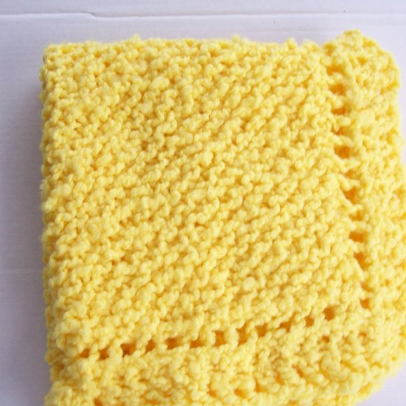 Hand Crafted Baby Blanket Hat Set Yellow Chunky Knit Swaddle Napper Cozy… - Picture 4 of 9
